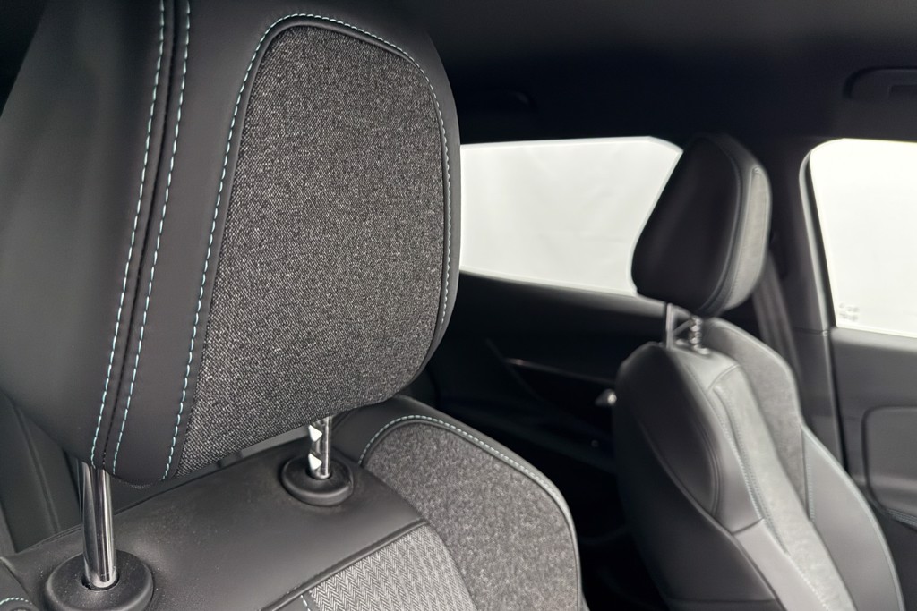 Peugeot 3008 Allure Automatic Petrol SUV - Stock Number (1539561) - 23rd supplementary image
