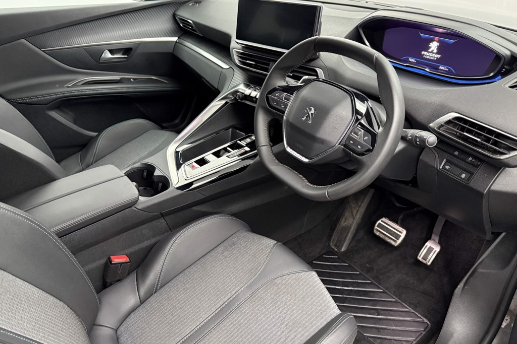 Peugeot 3008 Allure Automatic Petrol SUV - Stock Number (1539561) - 1st supplementary image