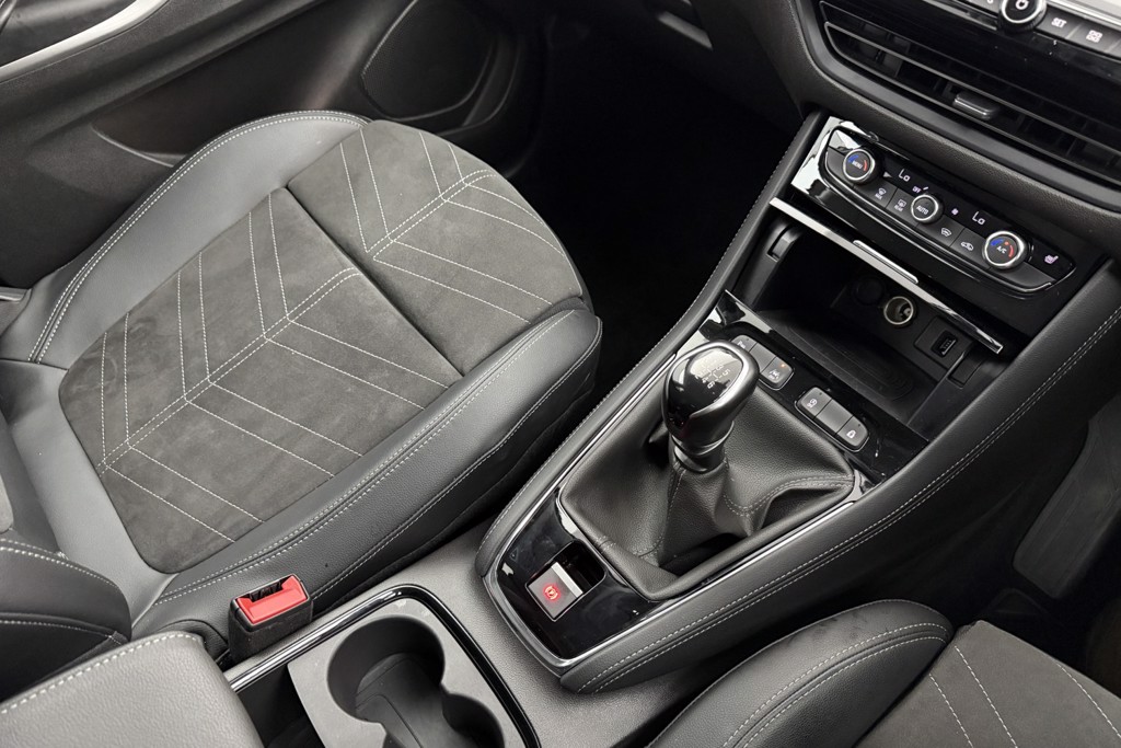 Vauxhall Grandland Ultimate Manual Petrol SUV - Stock Number (1539566) - 14th supplementary image