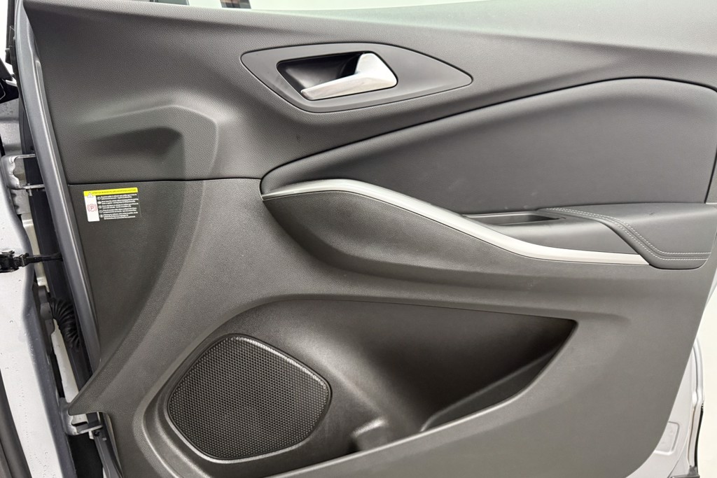Vauxhall Grandland Ultimate Manual Petrol SUV - Stock Number (1539566) - 16th supplementary image