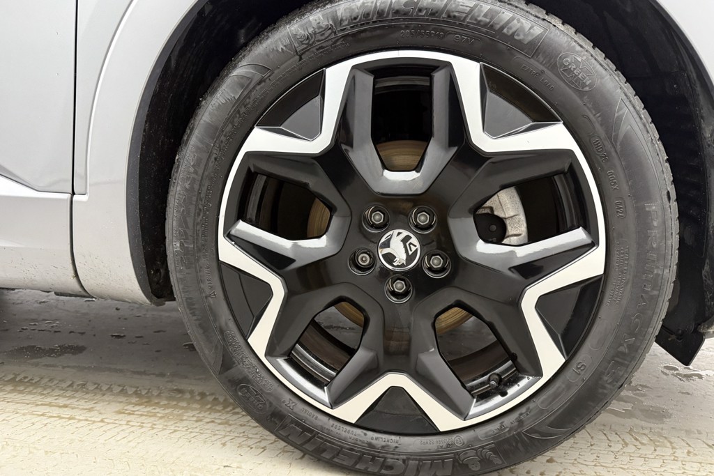 Vauxhall Grandland Ultimate Manual Petrol SUV - Stock Number (1539566) - 32nd supplementary image