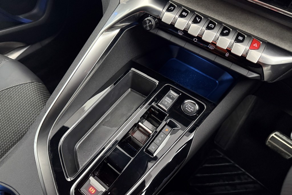 Peugeot 3008 GT Automatic Petrol SUV - Stock Number (1539682) - 14th supplementary image