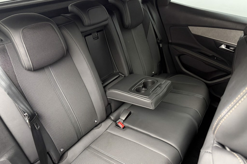 Peugeot 3008 GT Automatic Petrol SUV - Stock Number (1539682) - 27th supplementary image