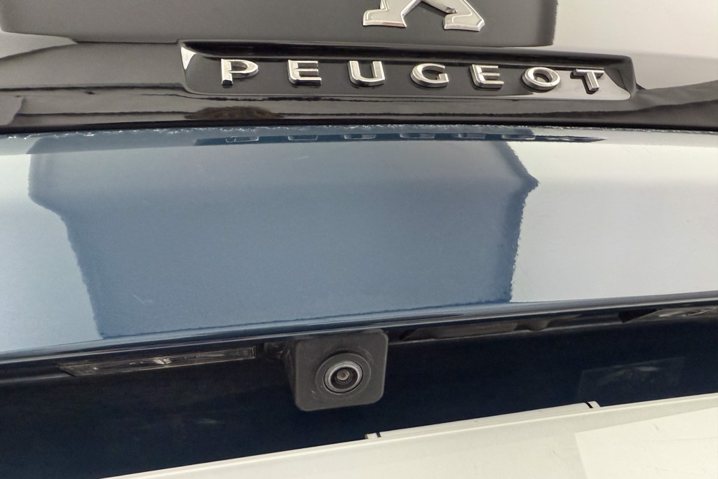Peugeot 3008 GT Automatic Petrol SUV - Stock Number (1539682) - 32nd supplementary image