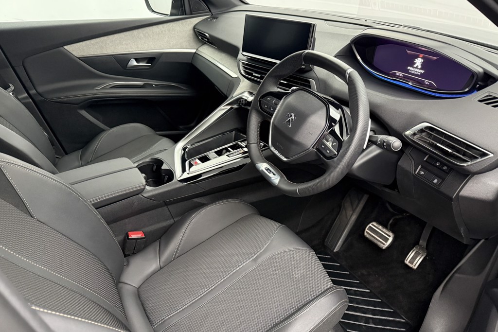 Peugeot 3008 GT Automatic Petrol SUV - Stock Number (1539682) - 1st supplementary image