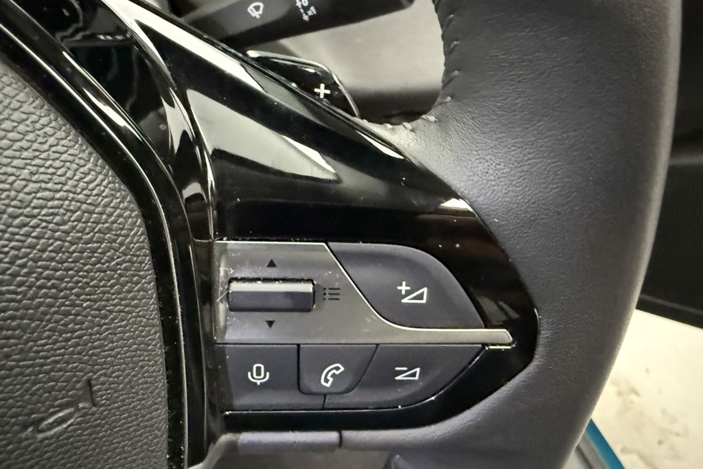 Peugeot 308 Allure Automatic Petrol Hatchback - Stock Number (1539704) - 4th supplementary image