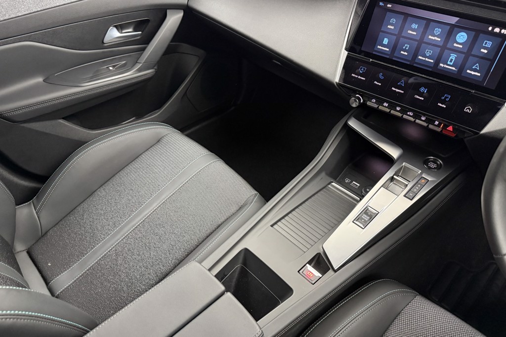 Peugeot 308 Allure Automatic Petrol Hatchback - Stock Number (1539704) - 14th supplementary image