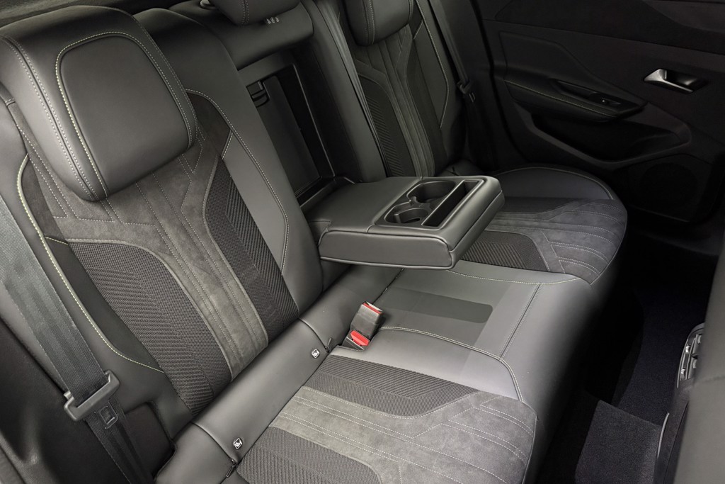 Peugeot 308 GT Automatic Petrol Hatchback - Stock Number (1539705) - 25th supplementary image