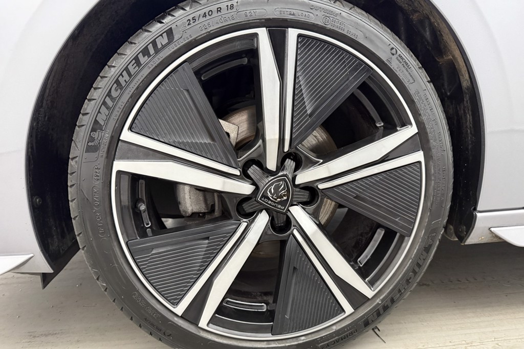 Peugeot 308 GT Automatic Petrol Hatchback - Stock Number (1539705) - 36th supplementary image