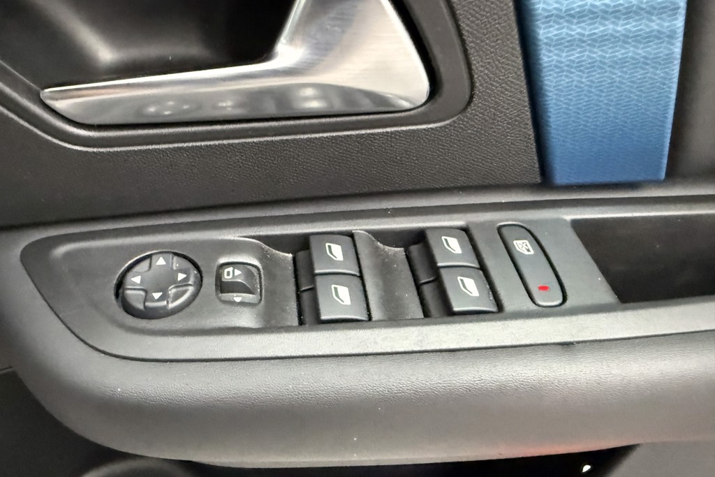 Citroen C4 Shine Automatic Electric Hatchback - Stock Number (1539747) - 20th supplementary image