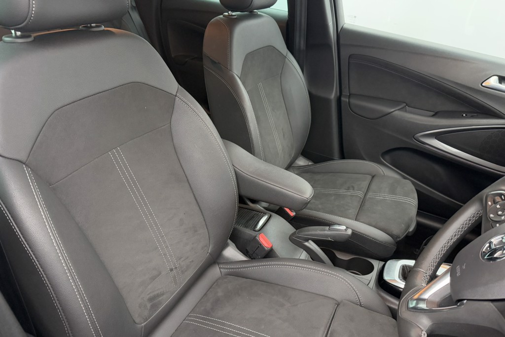 Vauxhall Crossland Ultimate Automatic Petrol SUV - Stock Number (1539787) - 12th supplementary image