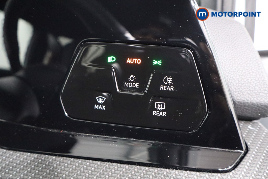 Volkswagen Golf R-Line Manual Petrol Hatchback - Stock Number (1539840) - 22nd supplementary image