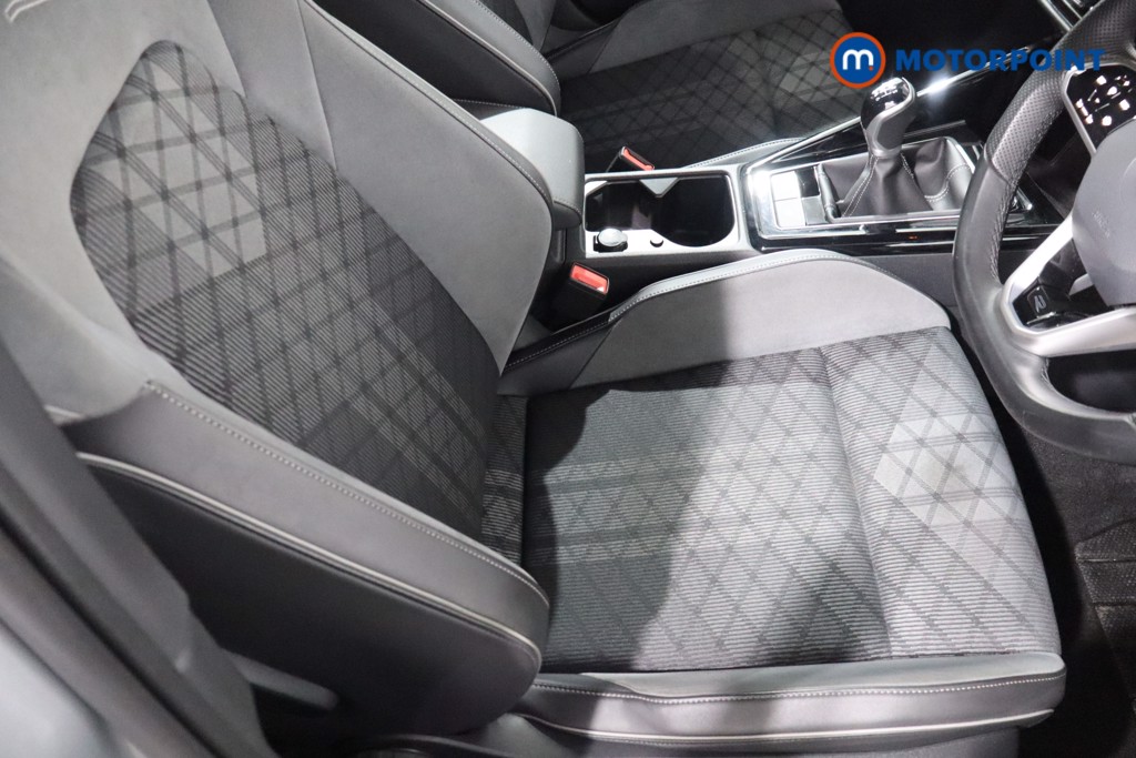 Volkswagen Golf R-Line Manual Petrol Hatchback - Stock Number (1539840) - 26th supplementary image