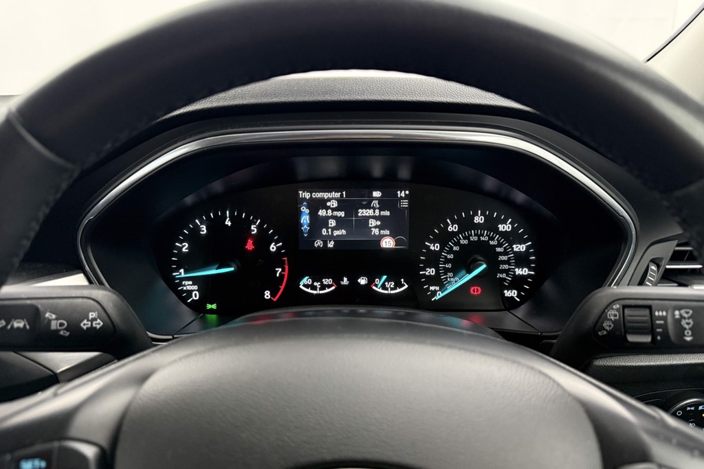 Ford Focus Titanium Edition Manual Petrol-Electric Hybrid Hatchback - Stock Number (1540798) - 6th supplementary image