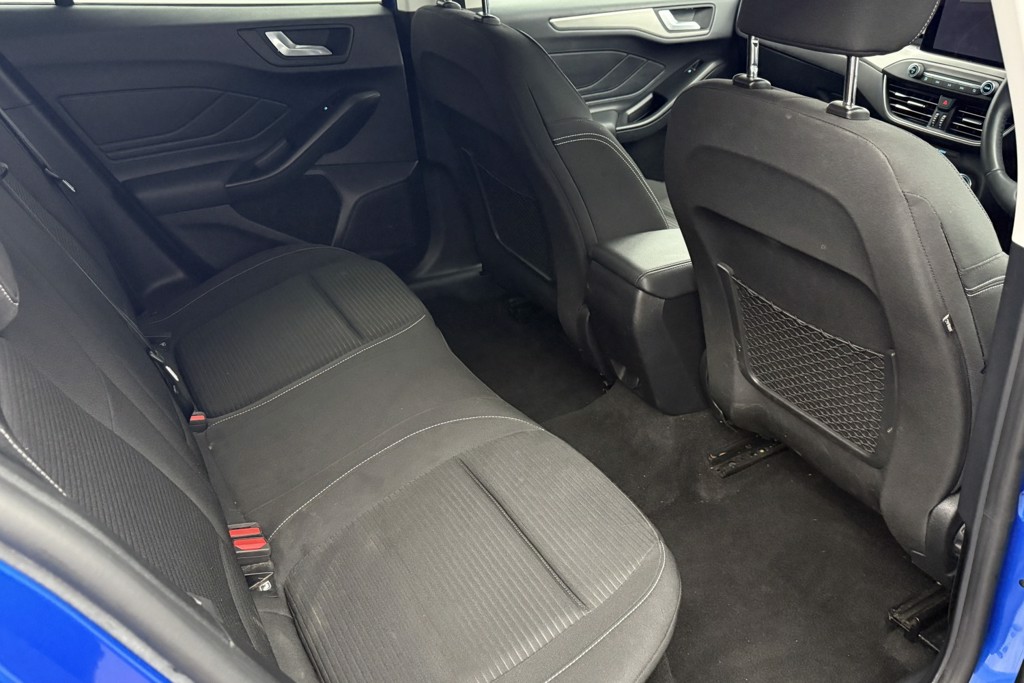 Ford Focus Titanium Edition Manual Petrol-Electric Hybrid Hatchback - Stock Number (1540798) - 22nd supplementary image