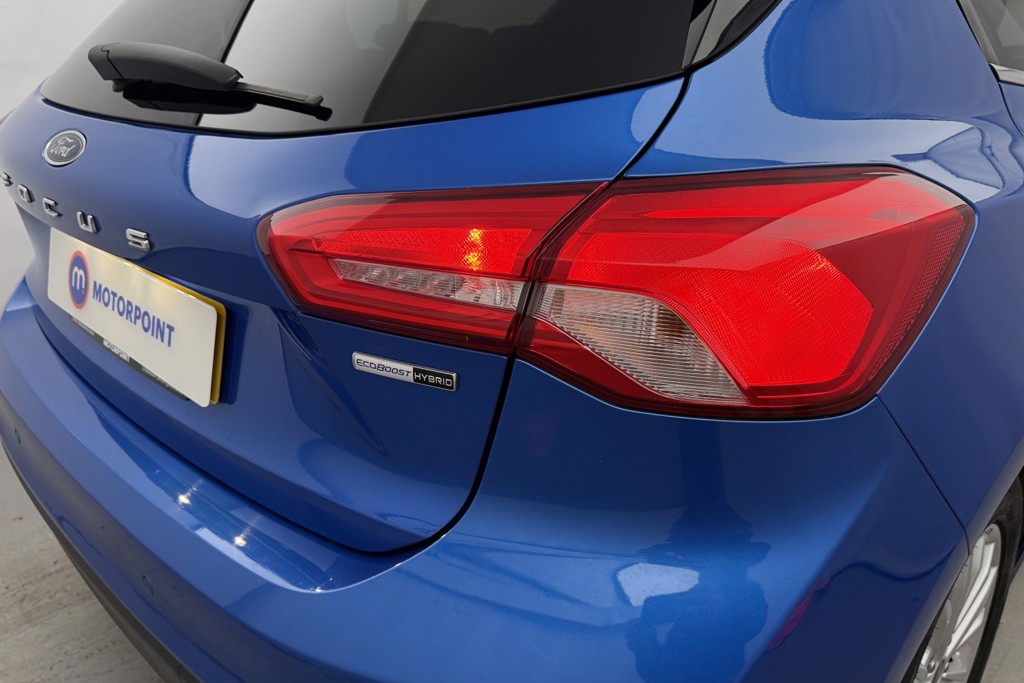 Ford Focus Titanium Edition Manual Petrol-Electric Hybrid Hatchback - Stock Number (1540798) - 27th supplementary image