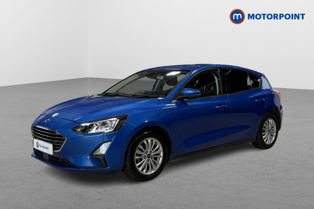 Ford Focus Titanium Edition Manual Petrol-Electric Hybrid Hatchback - Stock Number (1540798) - Passenger side front corner
