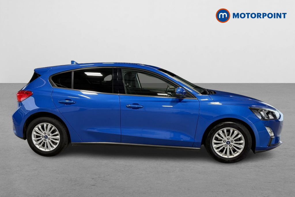 Ford Focus Titanium Edition Manual Petrol-Electric Hybrid Hatchback - Stock Number (1540798) - Drivers side