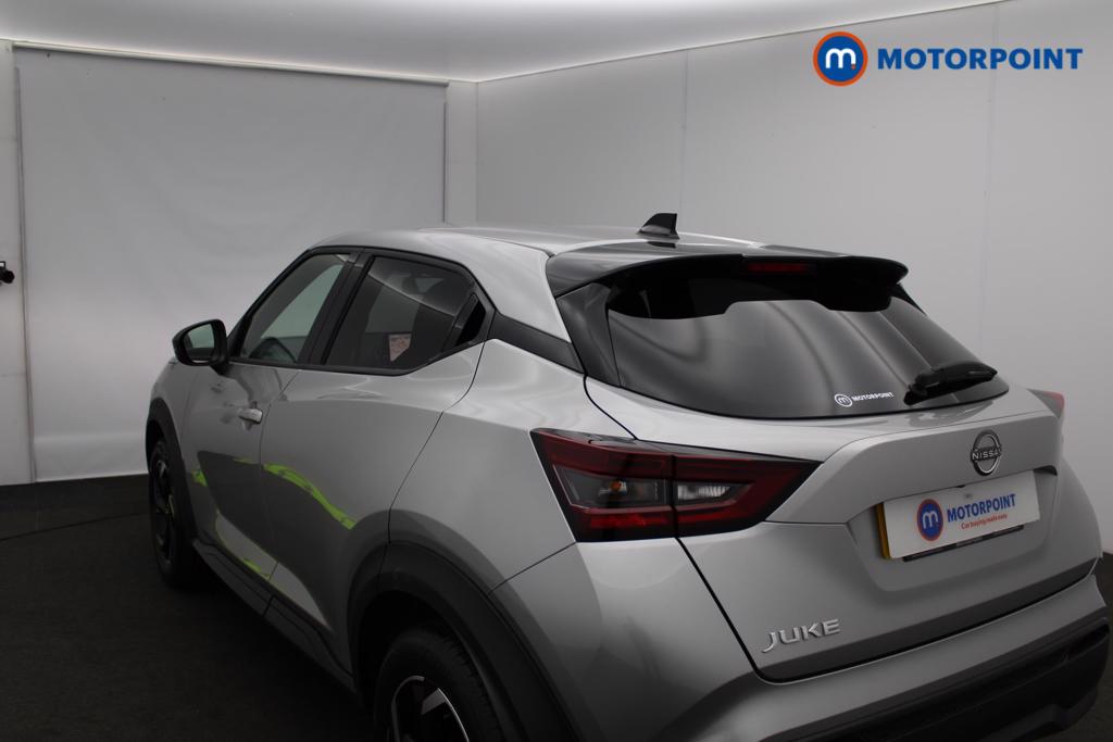 Nissan Juke N-Connecta Automatic Petrol SUV - Stock Number (1541016) - 3rd supplementary image