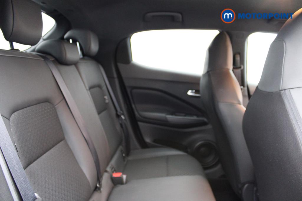 Nissan Juke N-Connecta Automatic Petrol SUV - Stock Number (1541016) - 13th supplementary image