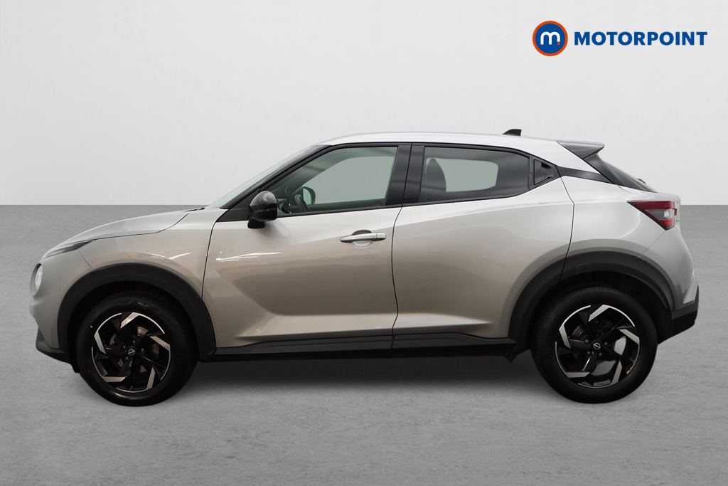 Nissan Juke N-Connecta Automatic Petrol SUV - Stock Number (1541016) - Passenger side