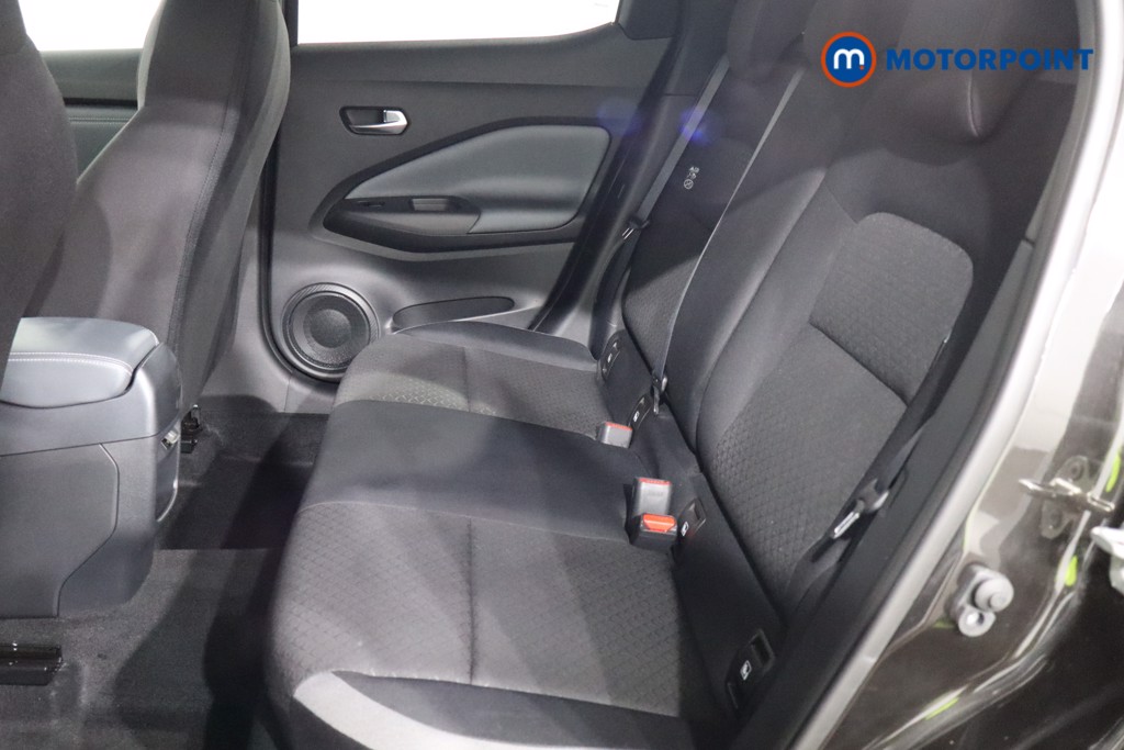 Nissan Juke Enigma Manual Petrol SUV - Stock Number (1541137) - 5th supplementary image