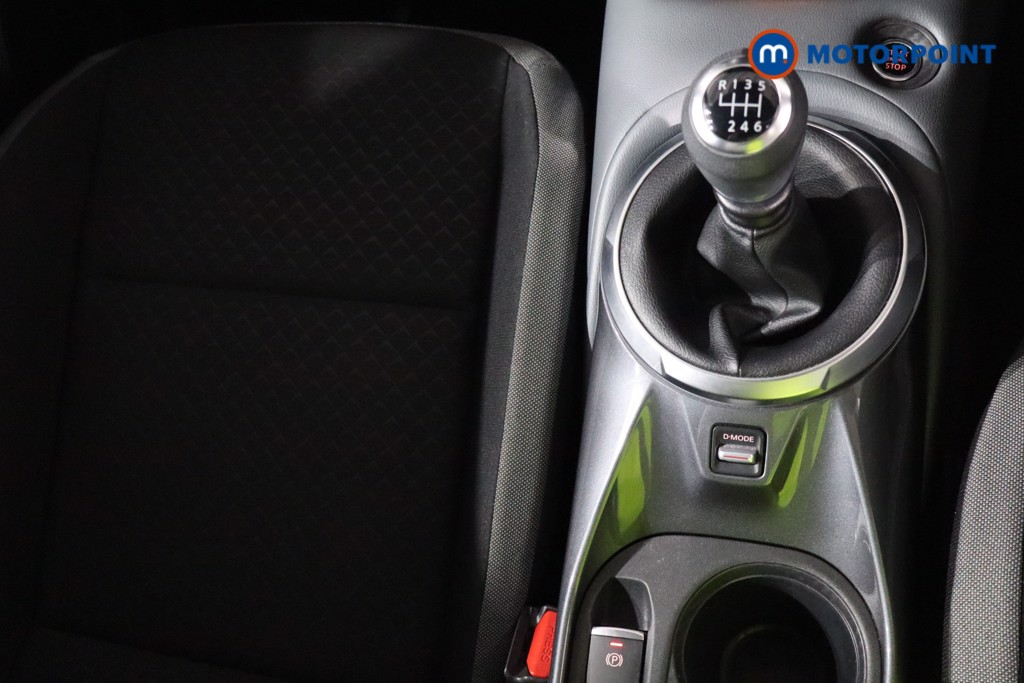 Nissan Juke Enigma Manual Petrol SUV - Stock Number (1541137) - 16th supplementary image
