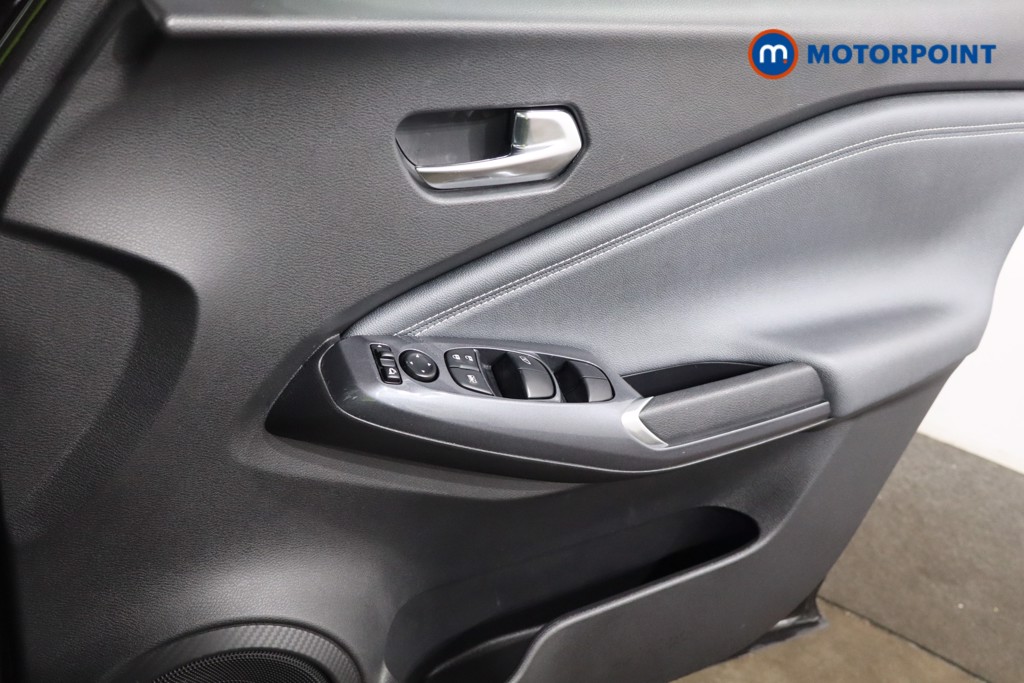 Nissan Juke Enigma Manual Petrol SUV - Stock Number (1541137) - 20th supplementary image