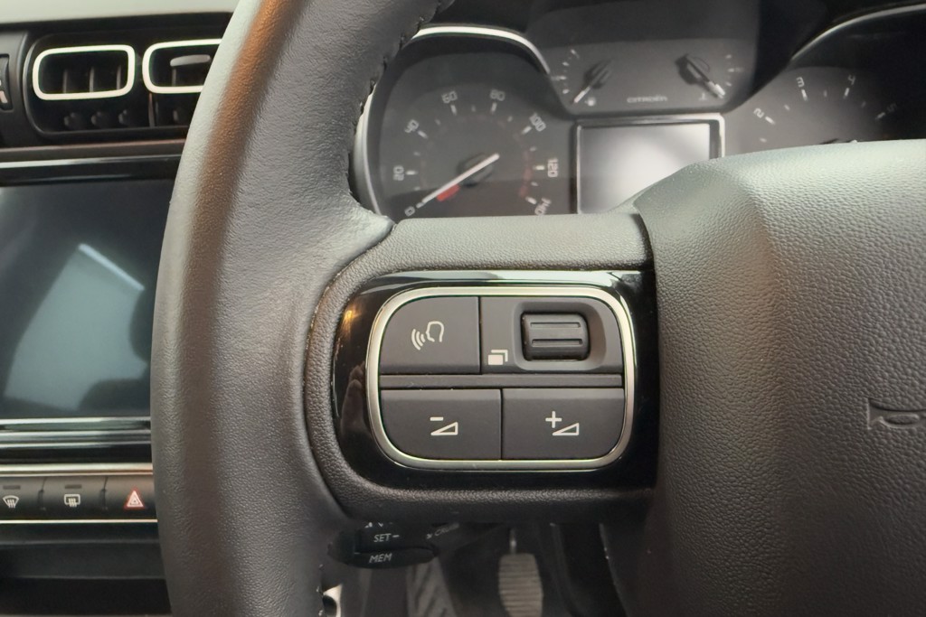 Citroen C3 Aircross Shine Manual Petrol SUV - Stock Number (1541309) - 2nd supplementary image