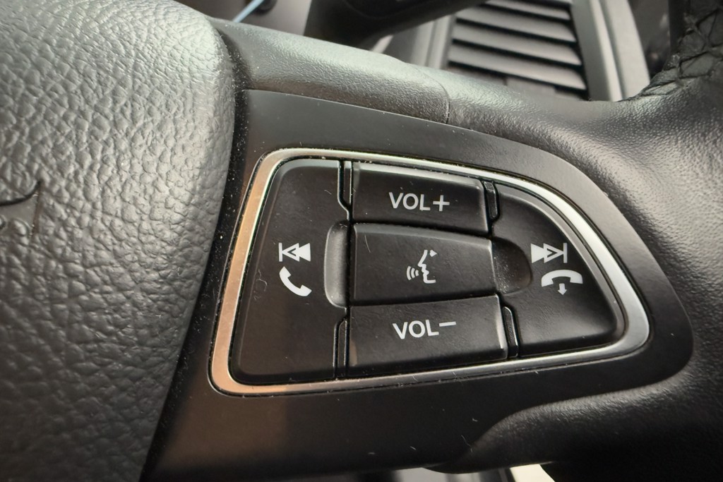 Ford Ecosport Titanium Manual Petrol SUV - Stock Number (1541464) - 4th supplementary image