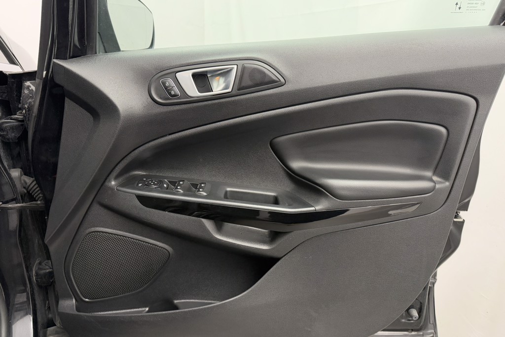 Ford Ecosport Titanium Manual Petrol SUV - Stock Number (1541464) - 16th supplementary image