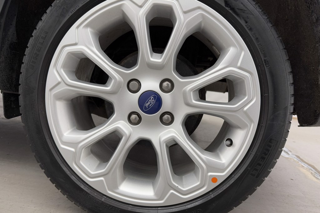Ford Ecosport Titanium Manual Petrol SUV - Stock Number (1541464) - 27th supplementary image