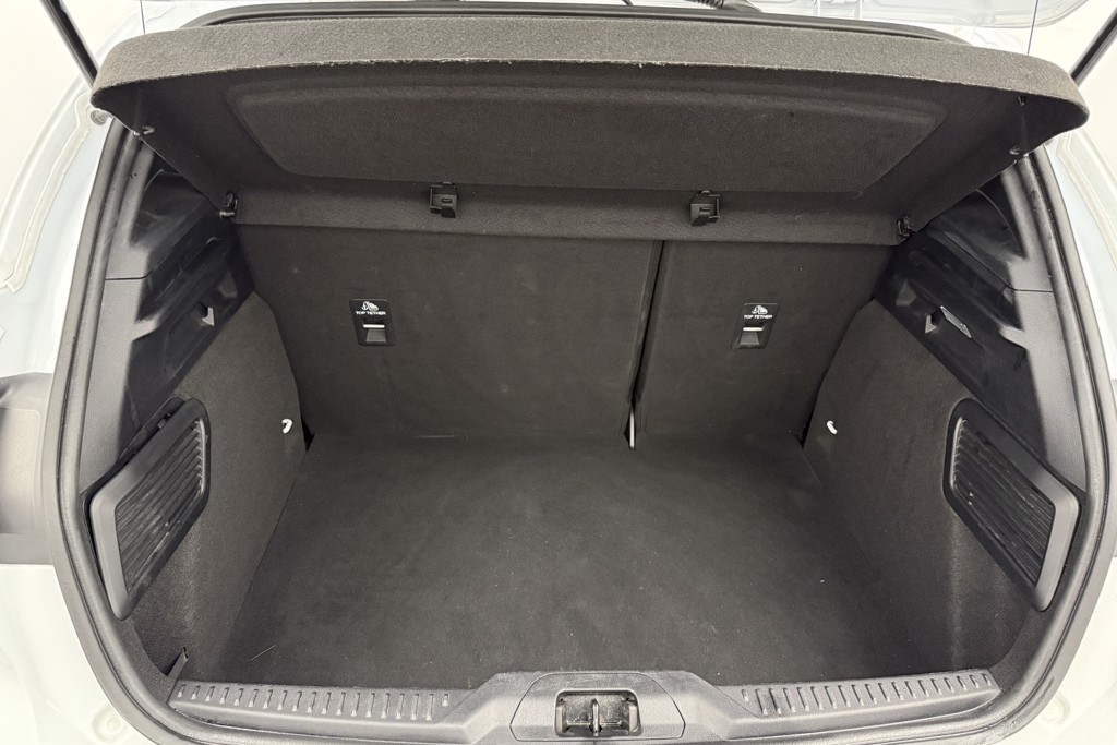 Ford Focus St-Line Edition Manual Petrol-Electric Hybrid Hatchback - Stock Number (1541483) - 17th supplementary image