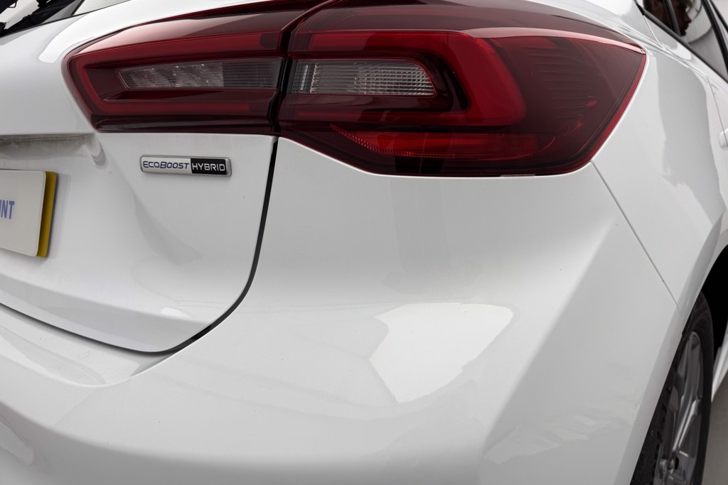 Ford Focus St-Line Edition Manual Petrol-Electric Hybrid Hatchback - Stock Number (1541483) - 20th supplementary image