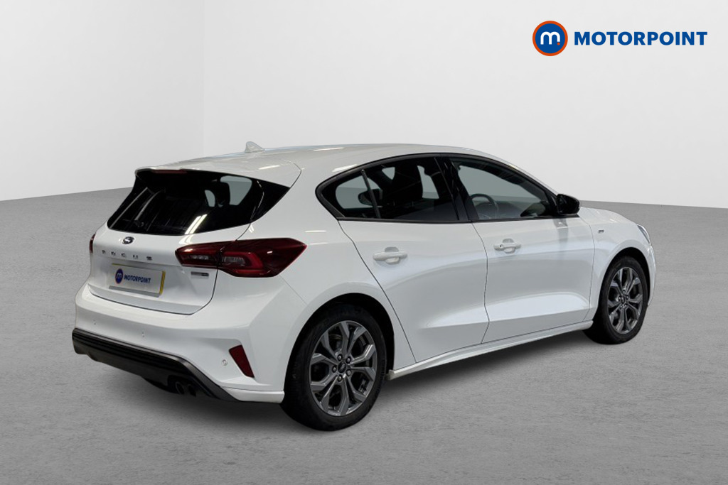 Ford Focus St-Line Edition Manual Petrol-Electric Hybrid Hatchback - Stock Number (1541483) - Drivers side rear corner