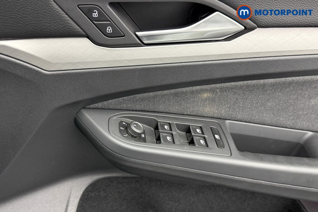 Volkswagen Golf Life Manual Petrol Hatchback - Stock Number (1541875) - 16th supplementary image