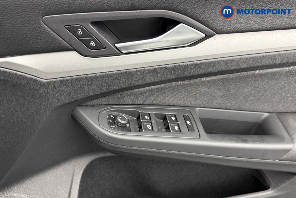 Volkswagen Golf Life Manual Petrol Hatchback - Stock Number (1541904) - 16th supplementary image