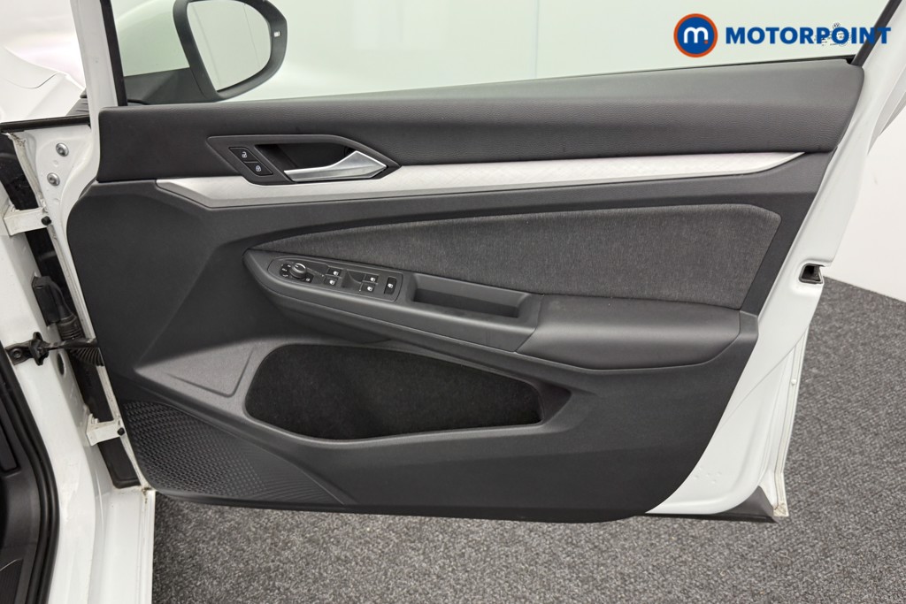 Volkswagen Golf Life Manual Petrol Hatchback - Stock Number (1541904) - 17th supplementary image
