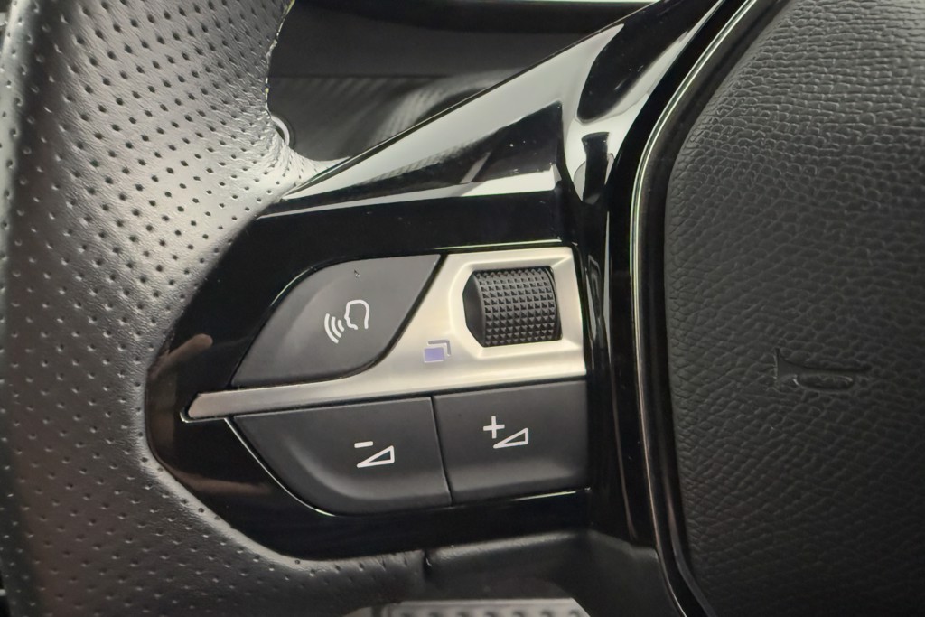 Peugeot 2008 GT Automatic Electric SUV - Stock Number (1542996) - 3rd supplementary image