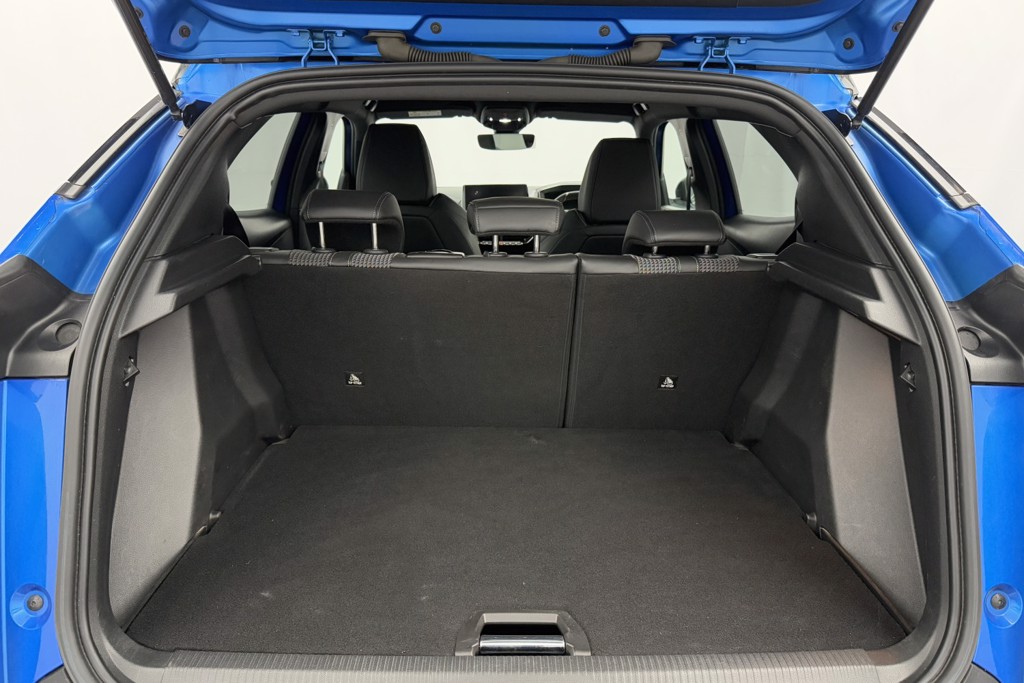 Peugeot 2008 GT Automatic Electric SUV - Stock Number (1542996) - 19th supplementary image