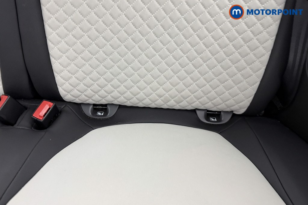 Fiat 500 Dolcevita Manual Petrol-Electric Hybrid Hatchback - Stock Number (1543083) - 19th supplementary image