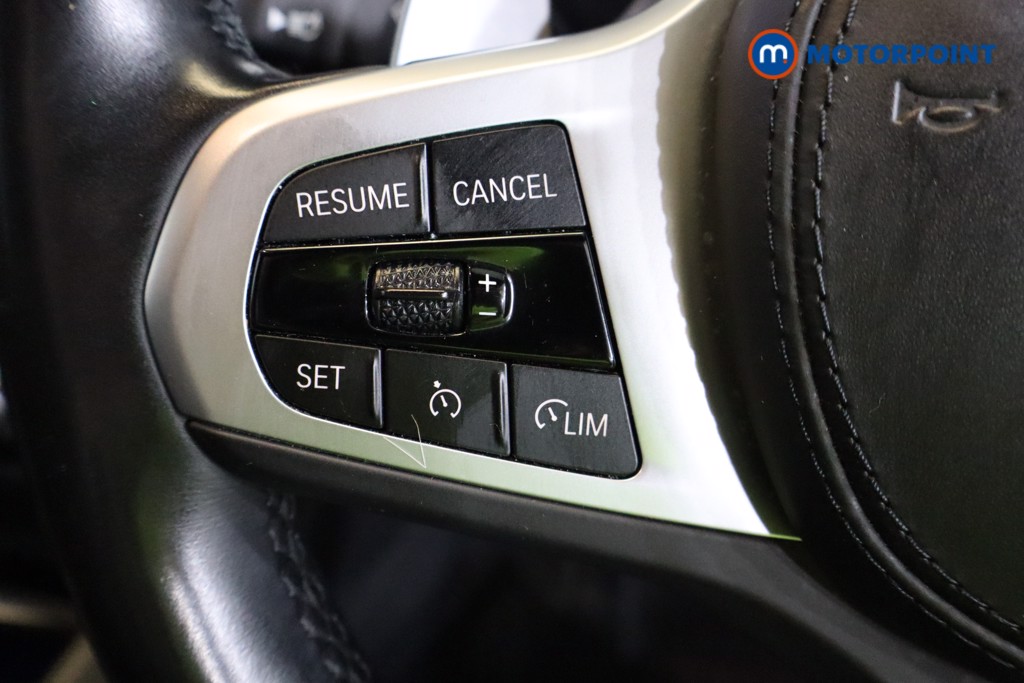 BMW 5 Series M Sport Automatic Petrol Plug-In Hybrid Estate - Stock Number (1543750) - 5th supplementary image