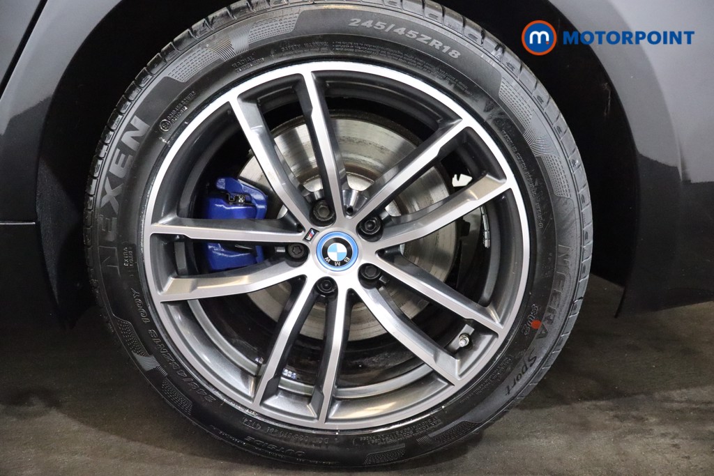 BMW 5 Series M Sport Automatic Petrol Plug-In Hybrid Estate - Stock Number (1543750) - 17th supplementary image