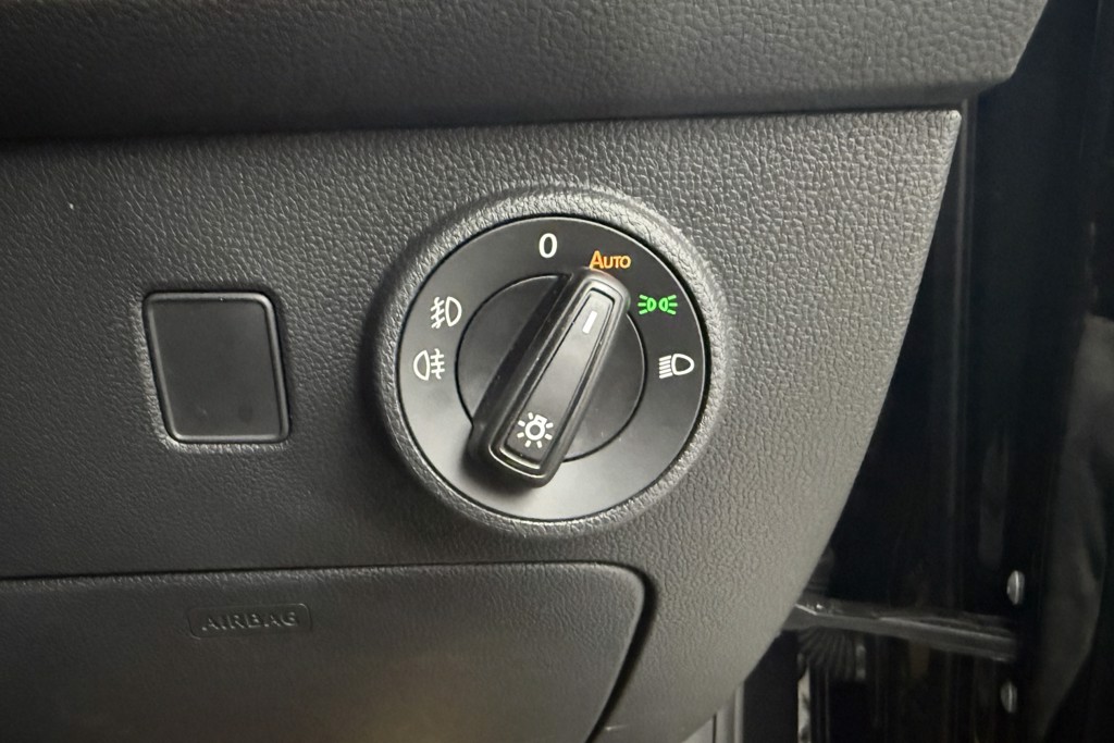 Seat Ateca Xperience Automatic Petrol SUV - Stock Number (1543878) - 15th supplementary image