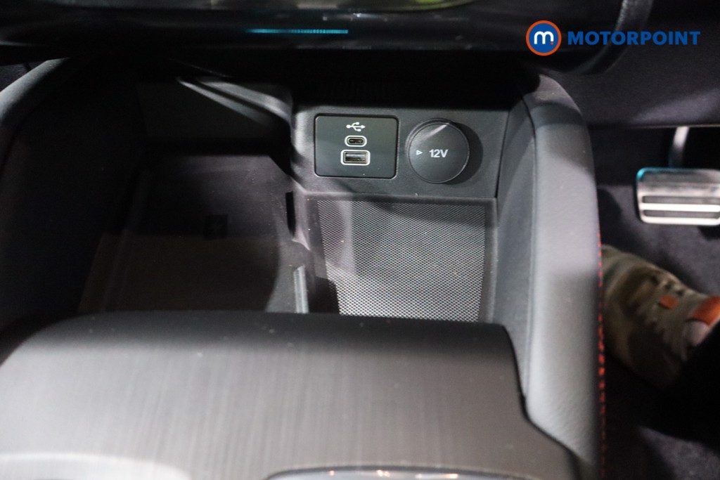 Ford Kuga St-Line Automatic Petrol Plug-In Hybrid SUV - Stock Number (1544344) - 15th supplementary image