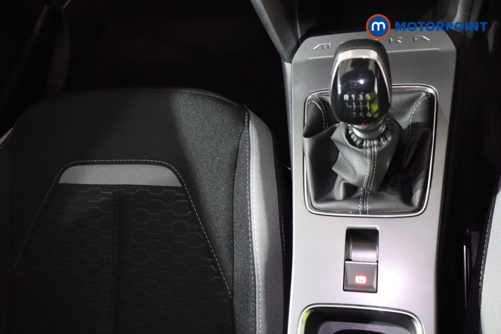 Vauxhall Mokka Design Manual Petrol SUV - Stock Number (1544845) - 16th supplementary image