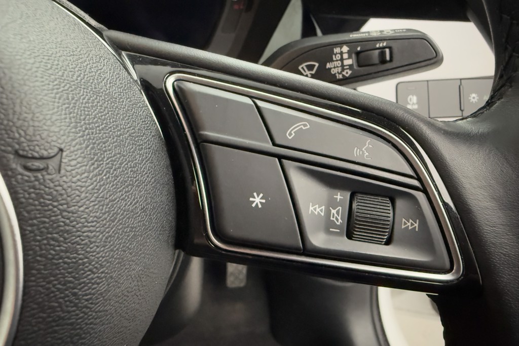 Audi A3 Technik Manual Petrol Hatchback - Stock Number (1545009) - 3rd supplementary image