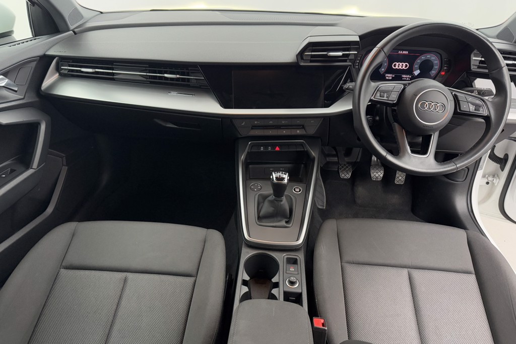 Audi A3 Technik Manual Petrol Hatchback - Stock Number (1545009) - 9th supplementary image