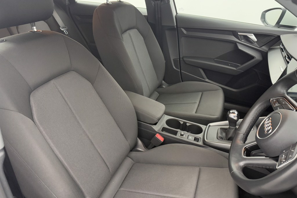 Audi A3 Technik Manual Petrol Hatchback - Stock Number (1545009) - 10th supplementary image