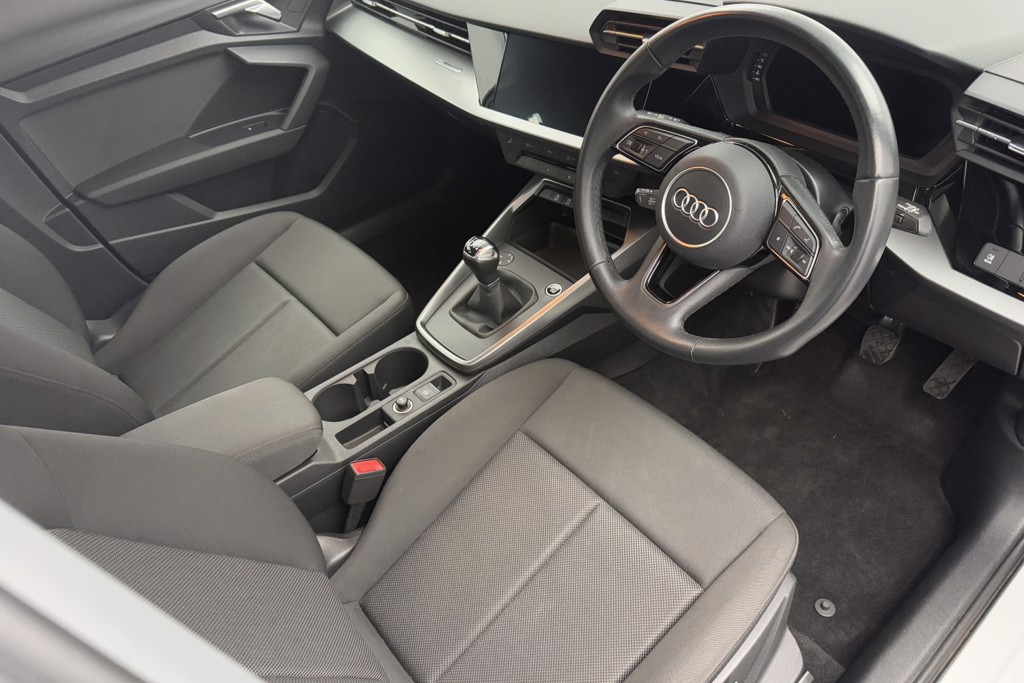 Audi A3 Technik Manual Petrol Hatchback - Stock Number (1545009) - 1st supplementary image